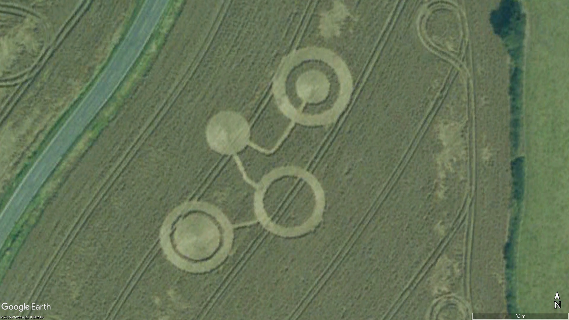 Garlands Farm Layer de la Haye, Essex crop circle, aerial photo 2